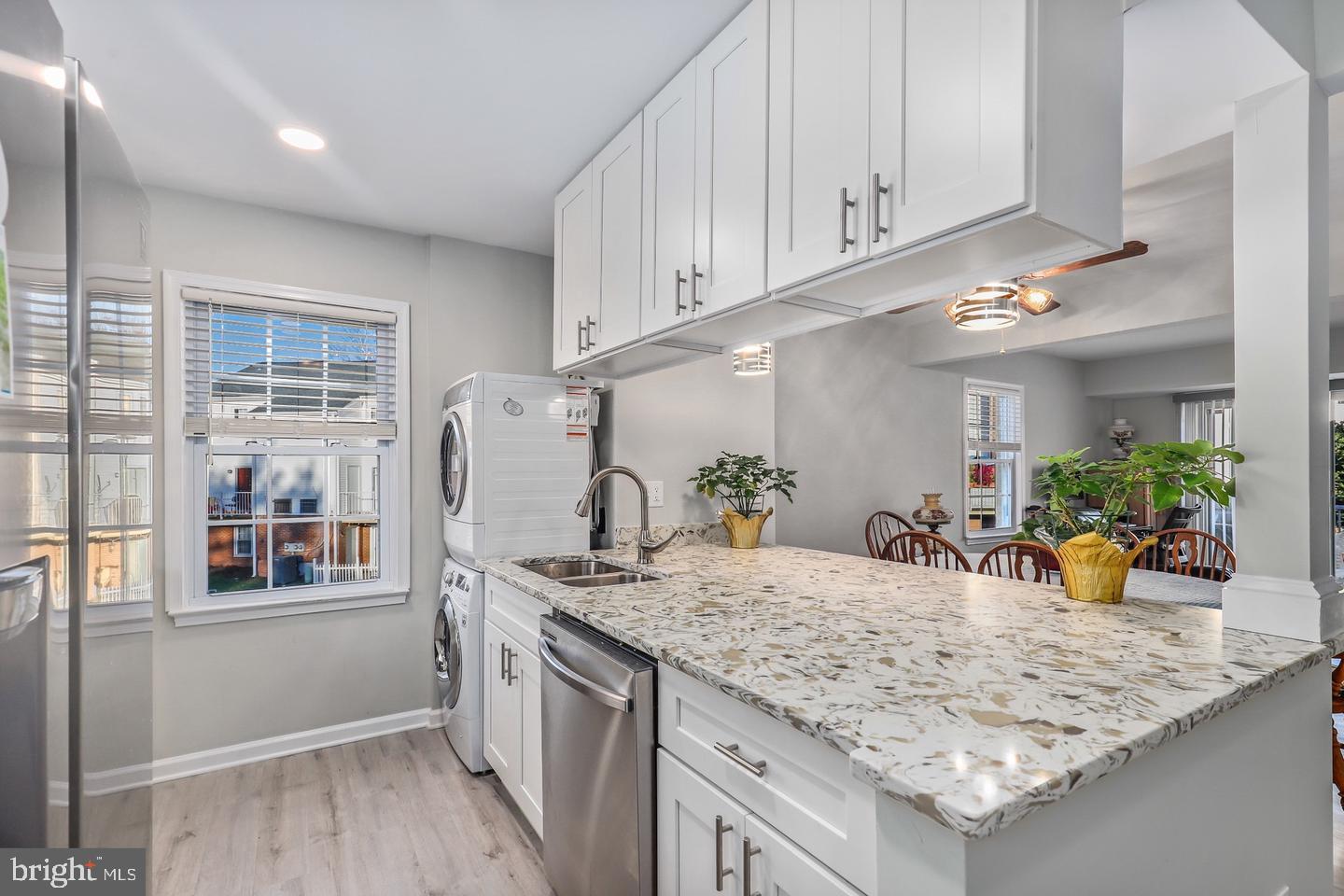 THE MEADOWS - Residential Lease