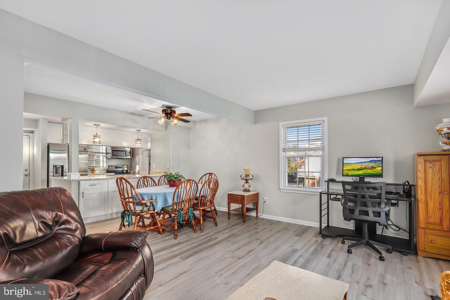 THE MEADOWS - Residential Lease