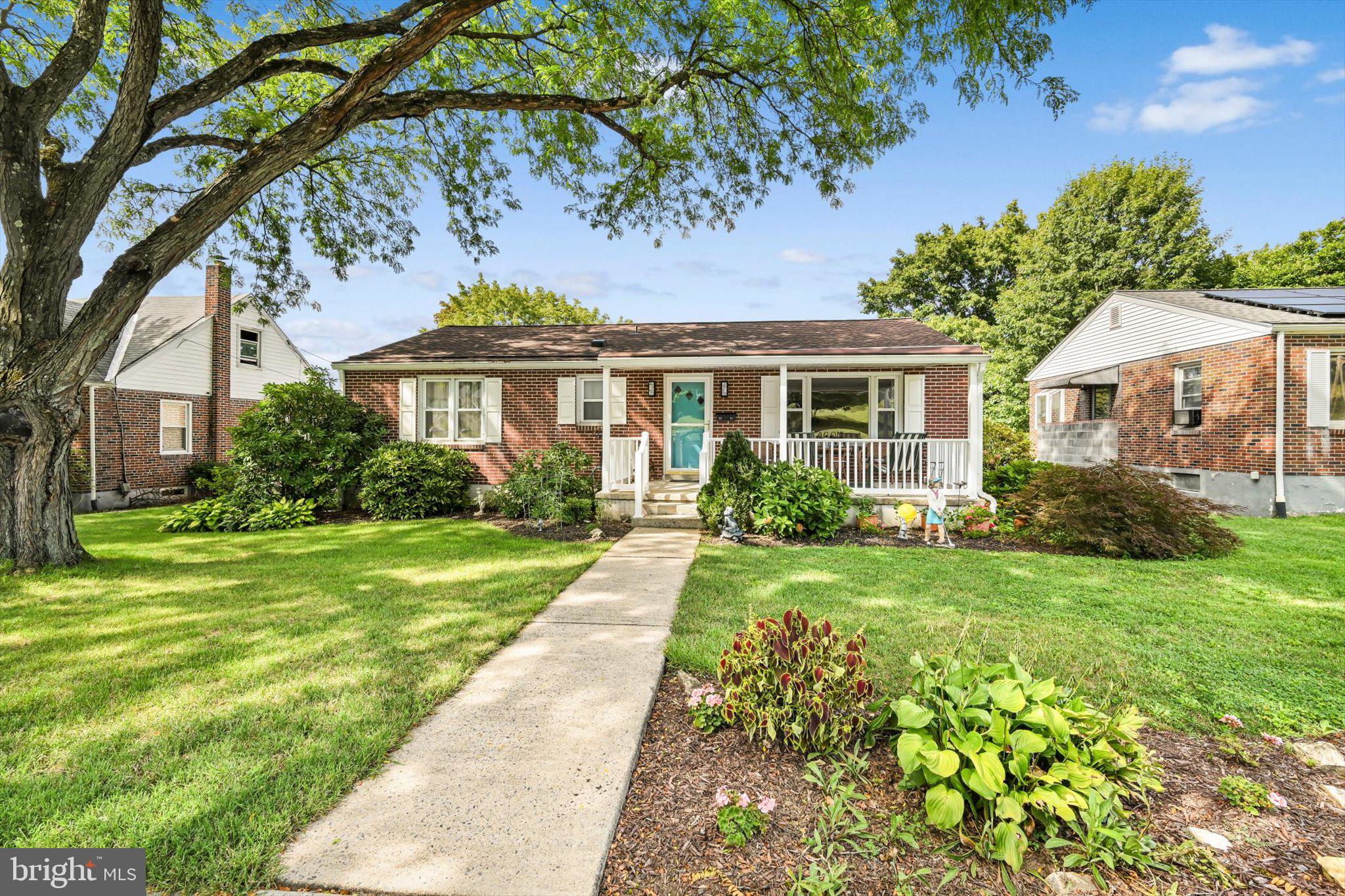 2233 READING BOULEVARD