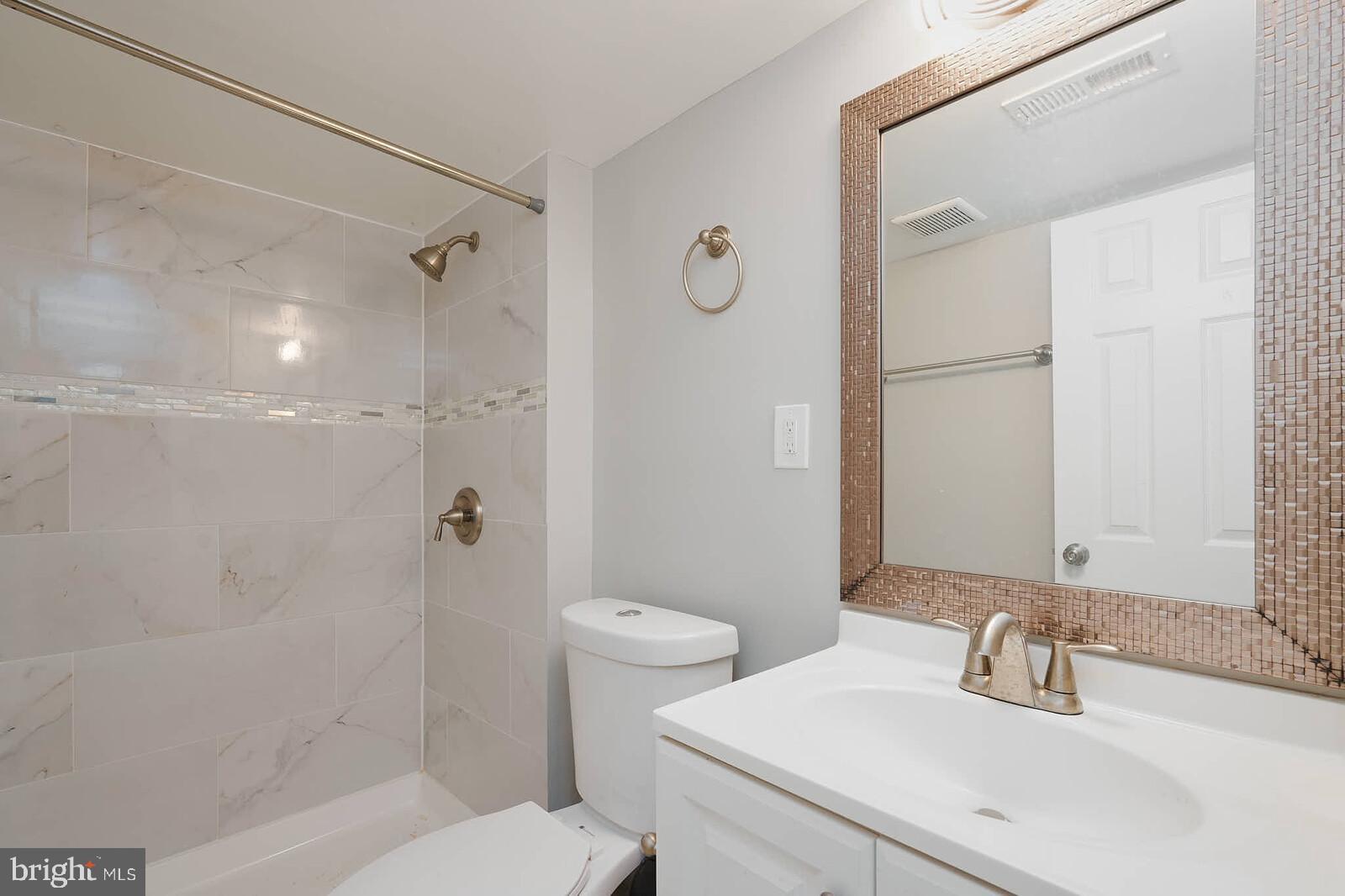 WEST LANHAM HILLS - Residential