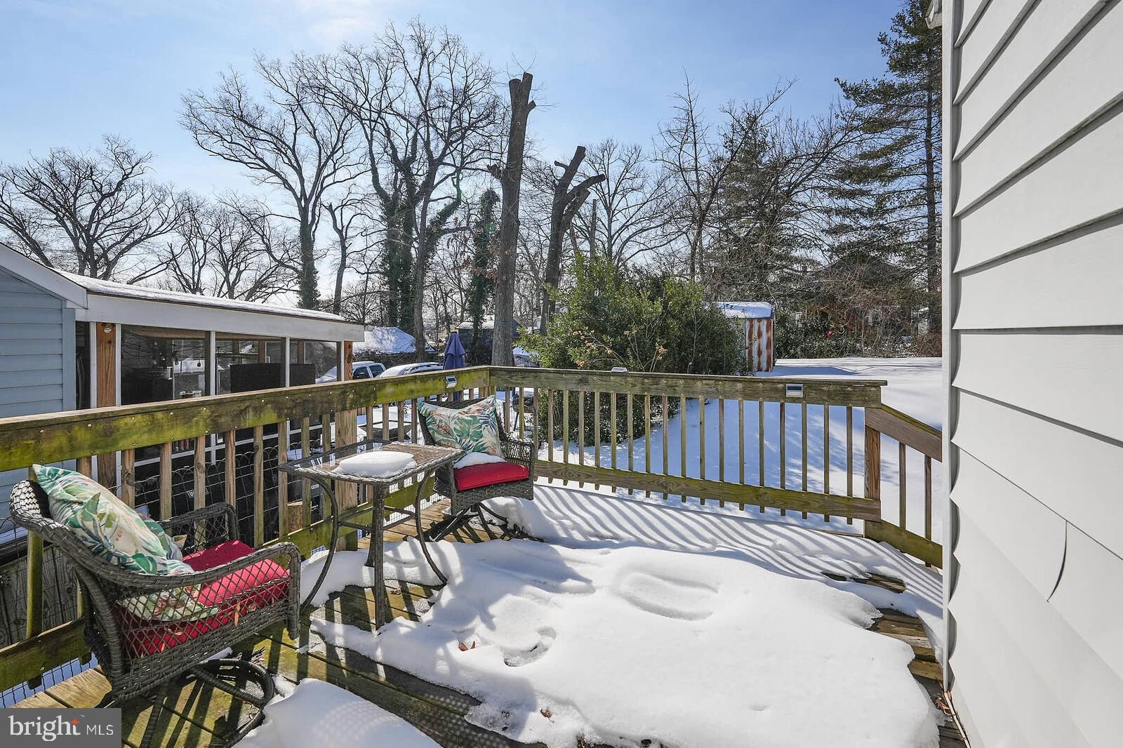 WEST LANHAM HILLS - Residential