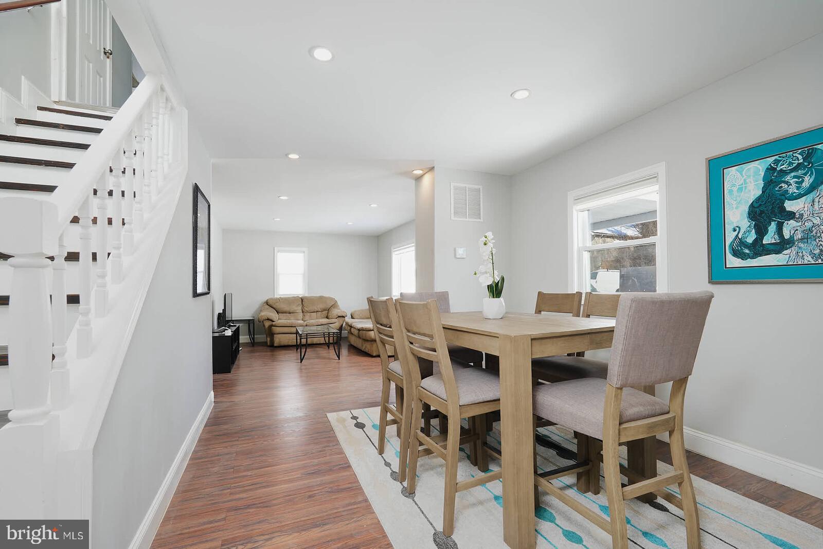 WEST LANHAM HILLS - Residential