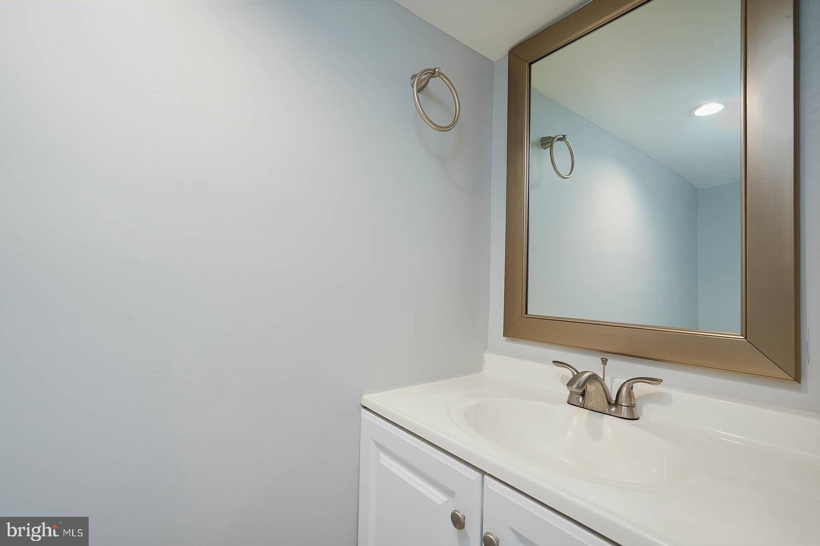 WEST LANHAM HILLS - Residential