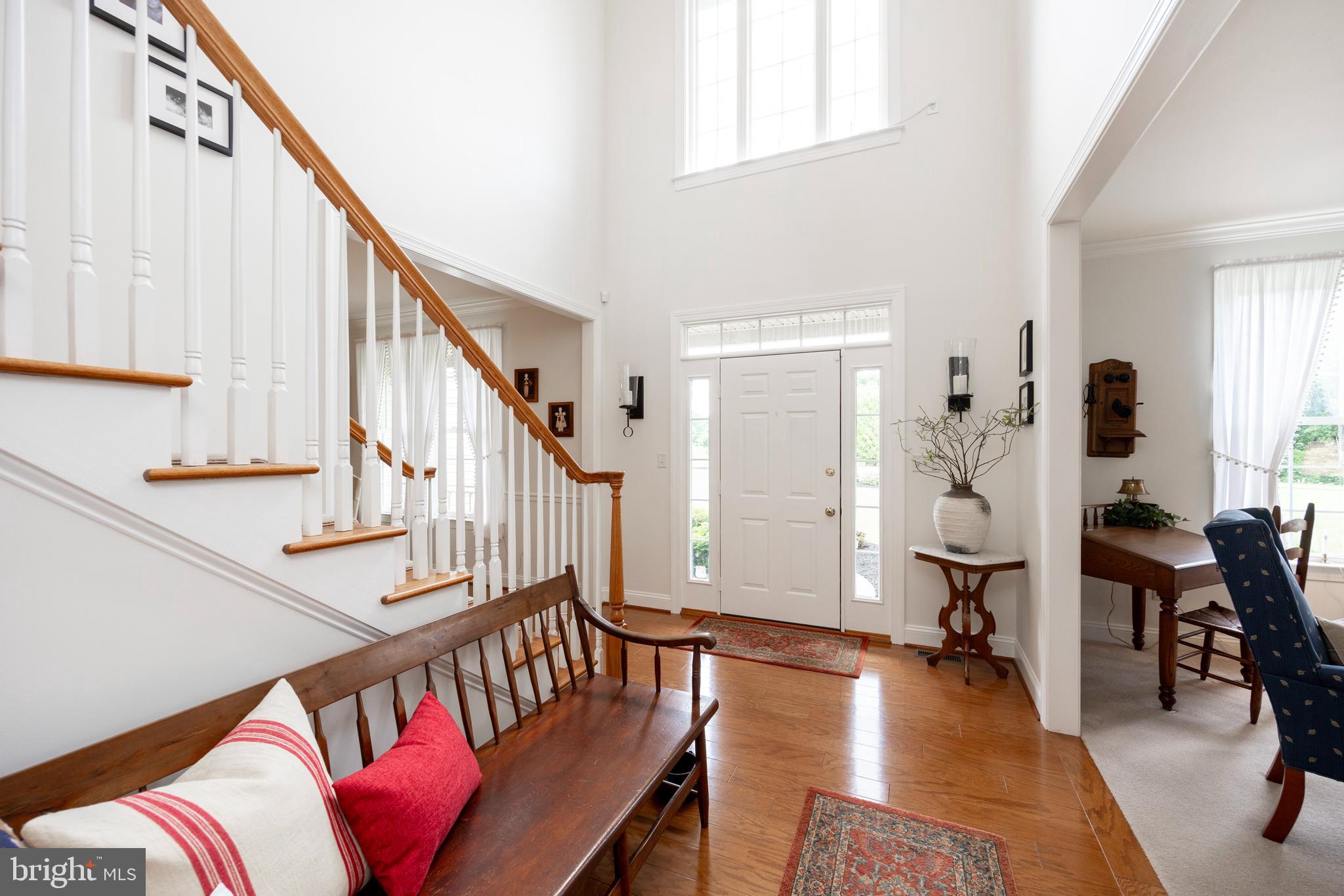 EAGLES PEAK - Residential