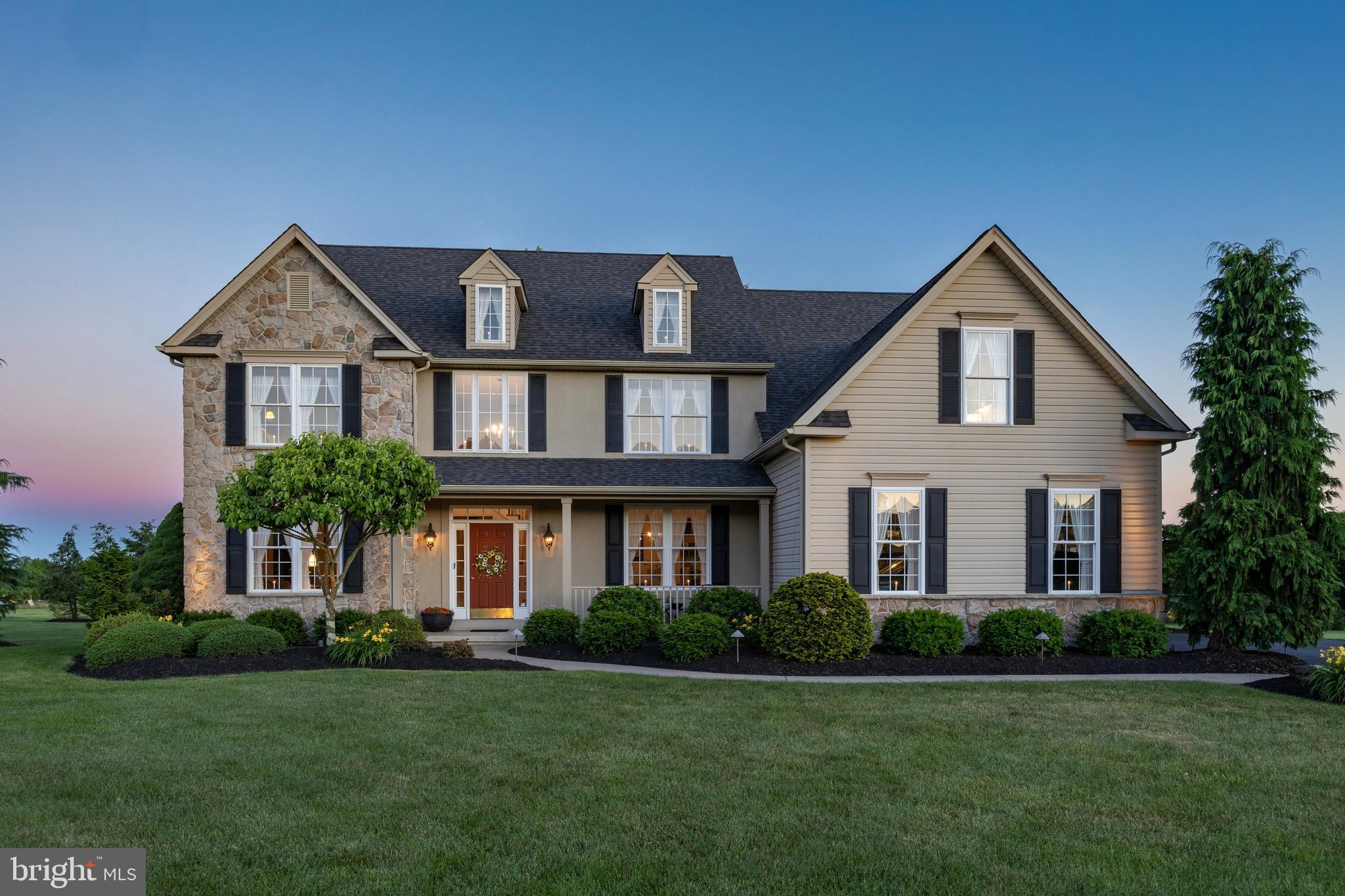 EAGLES PEAK - Residential