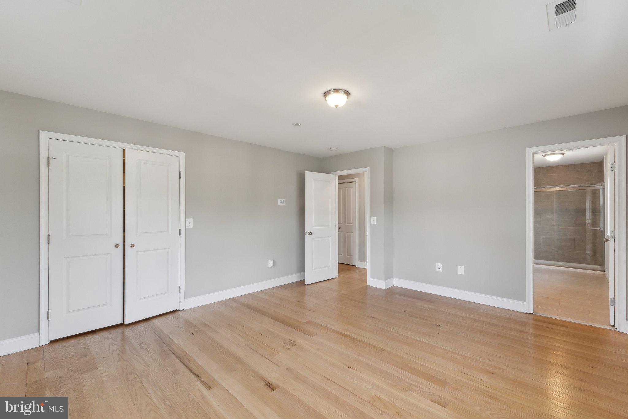 WHITE HOUSE HEIGHTS - Residential