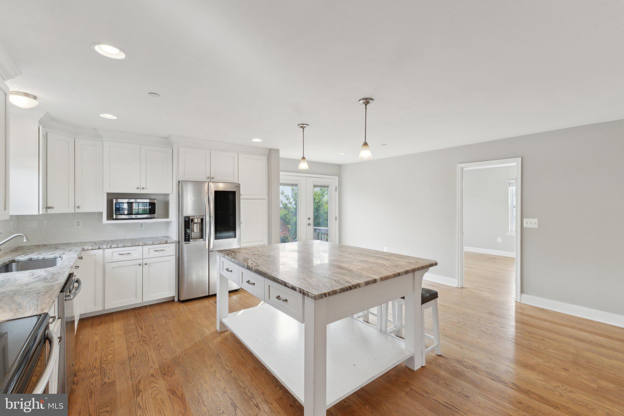 WHITE HOUSE HEIGHTS - Residential