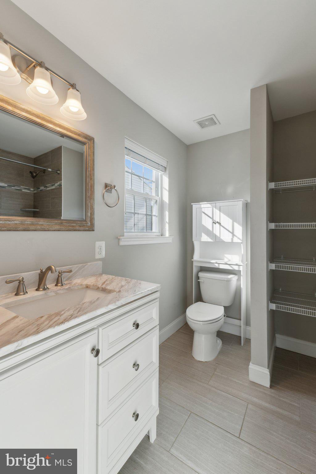 WHITE HOUSE HEIGHTS - Residential