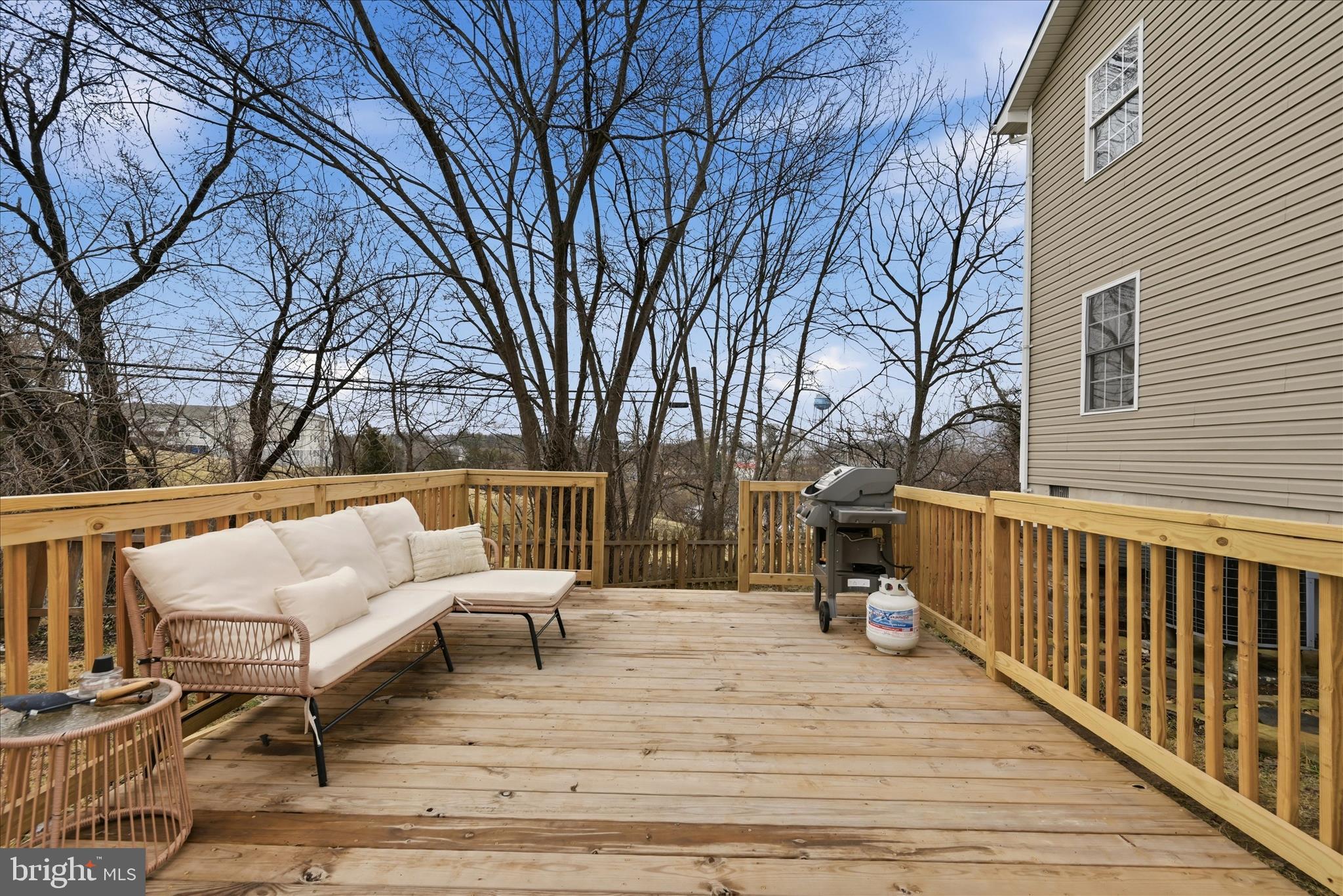 TOWN OF STRASBURG - Residential