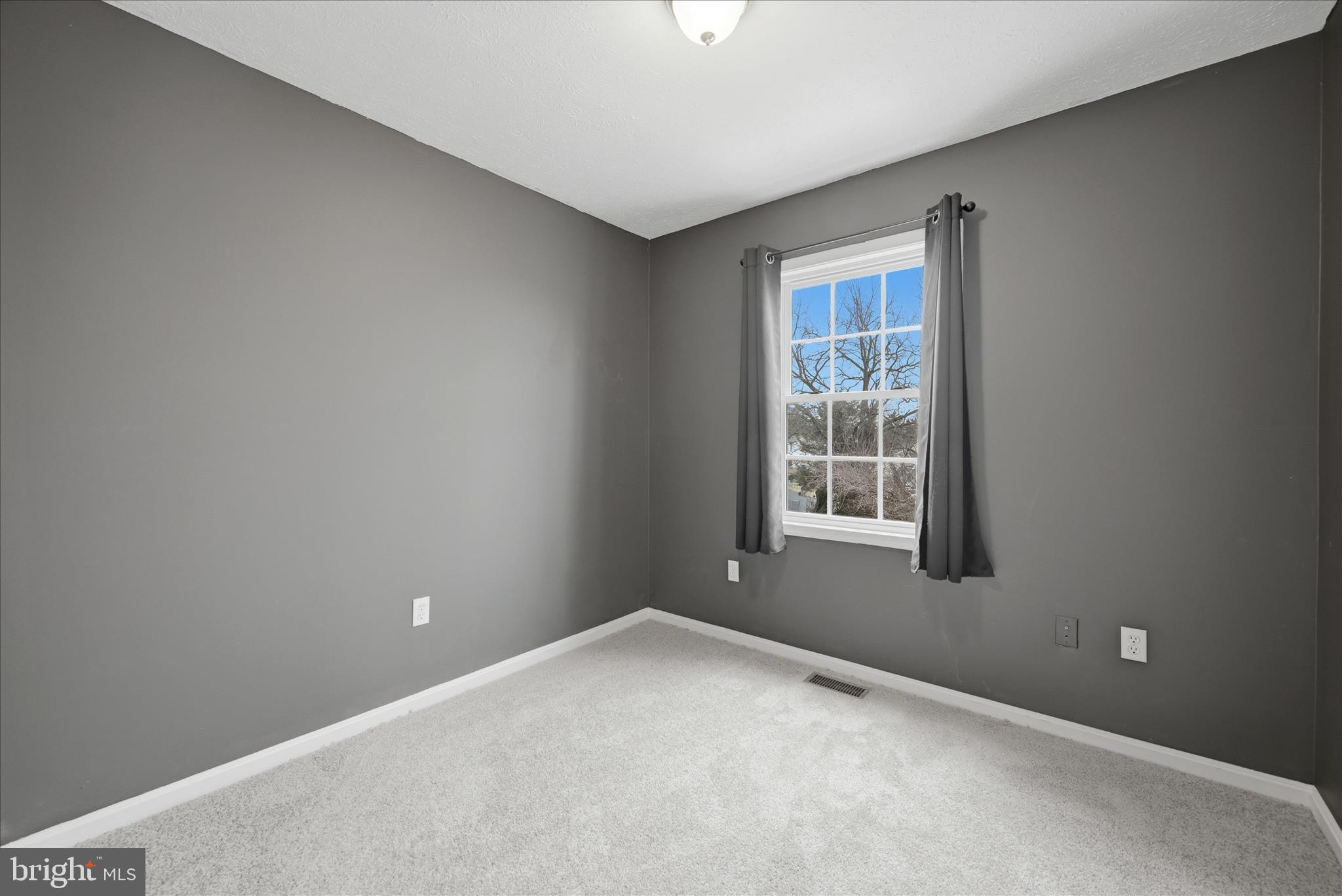 TOWN OF STRASBURG - Residential