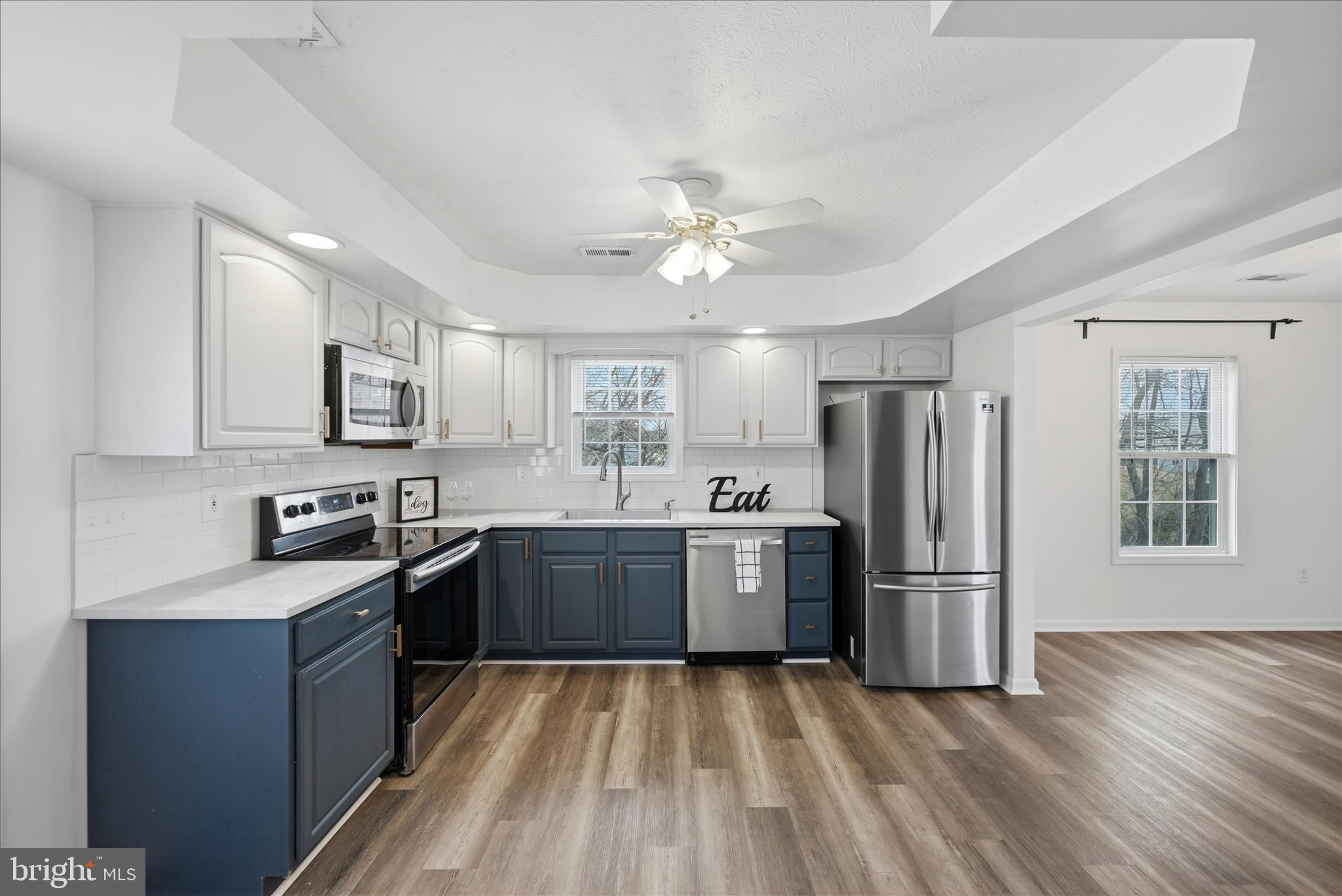 TOWN OF STRASBURG - Residential