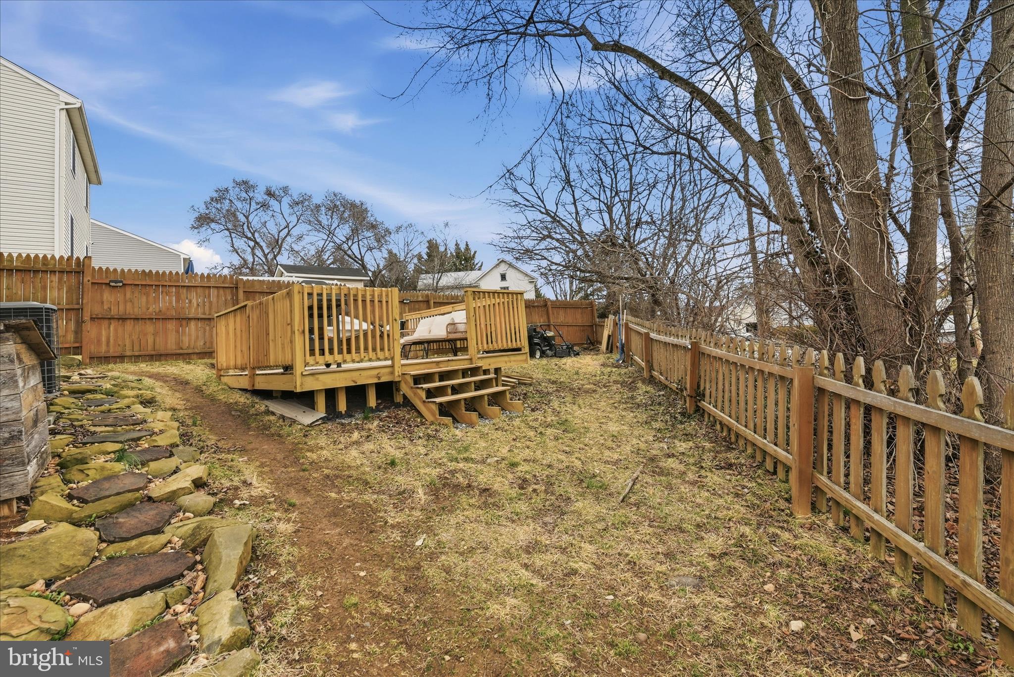 TOWN OF STRASBURG - Residential