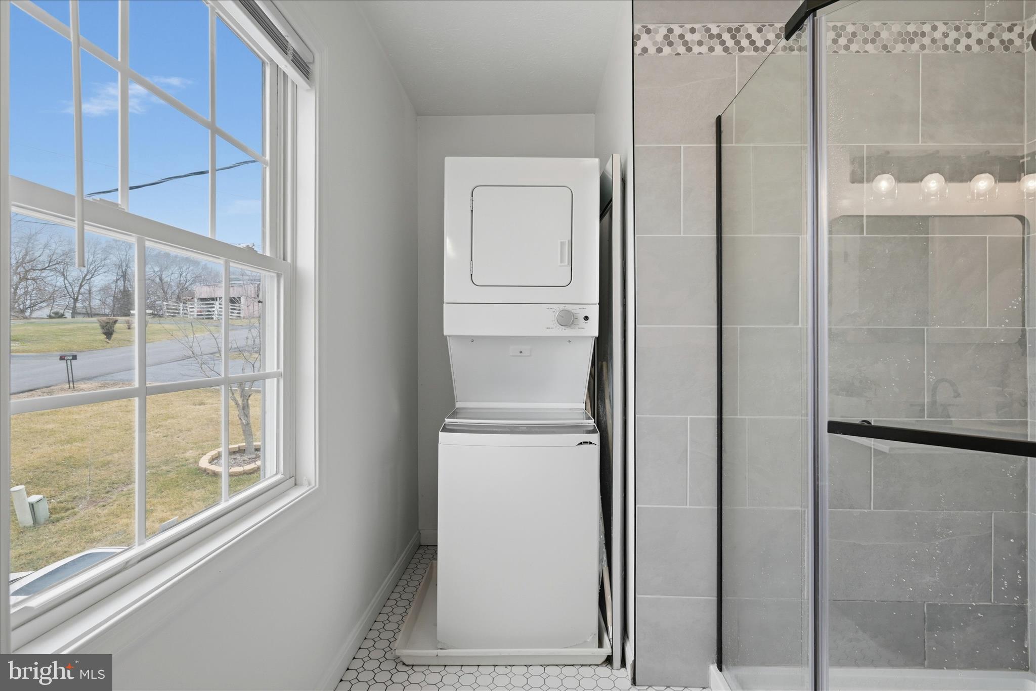 TOWN OF STRASBURG - Residential