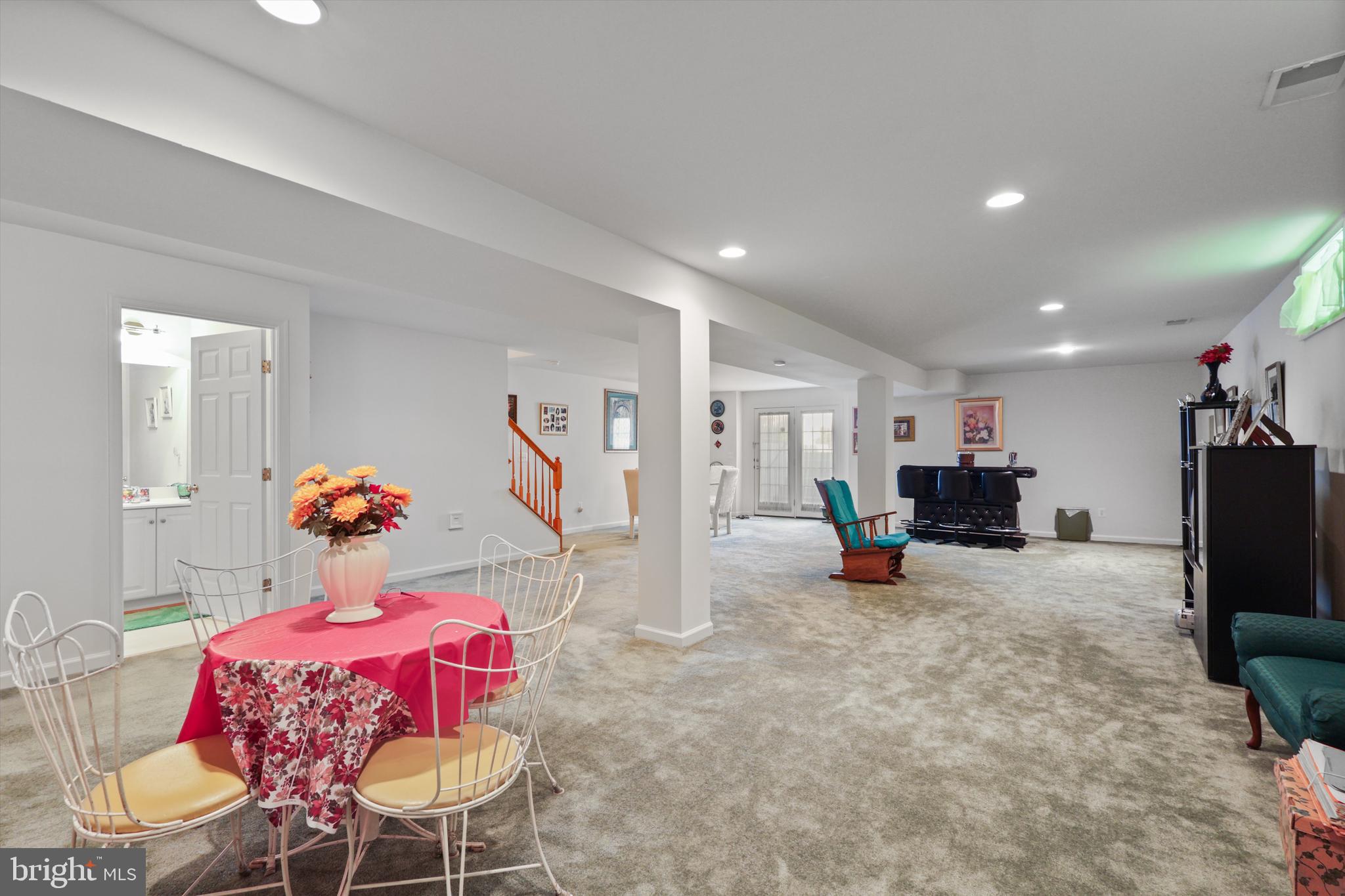 VIRGINIA HERITAGE AT LEE'S PARK - Residential