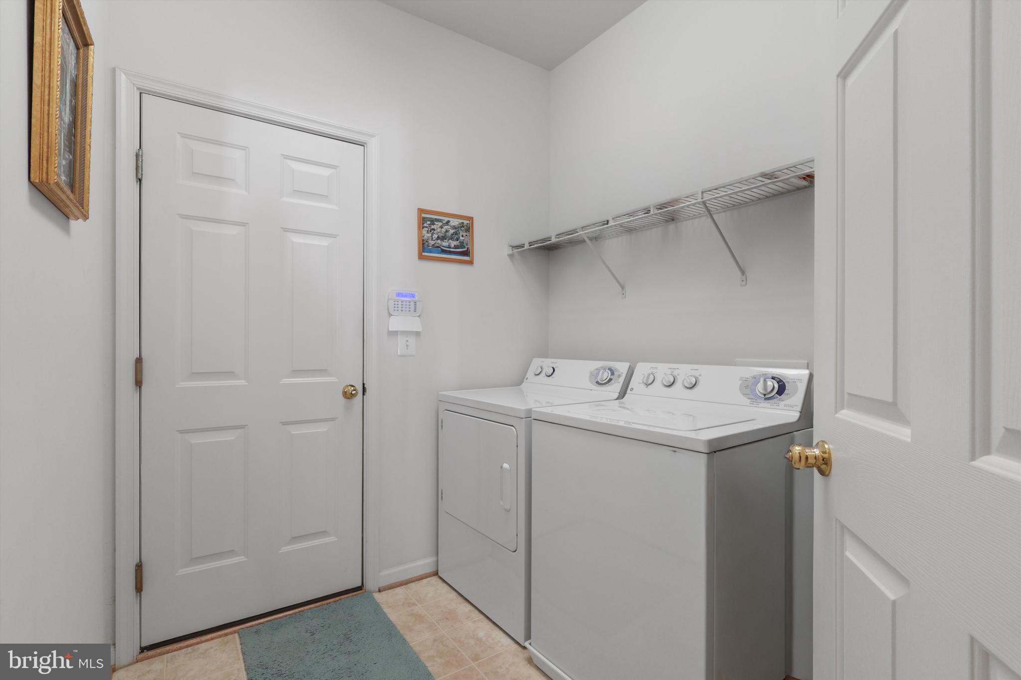 VIRGINIA HERITAGE AT LEE'S PARK - Residential