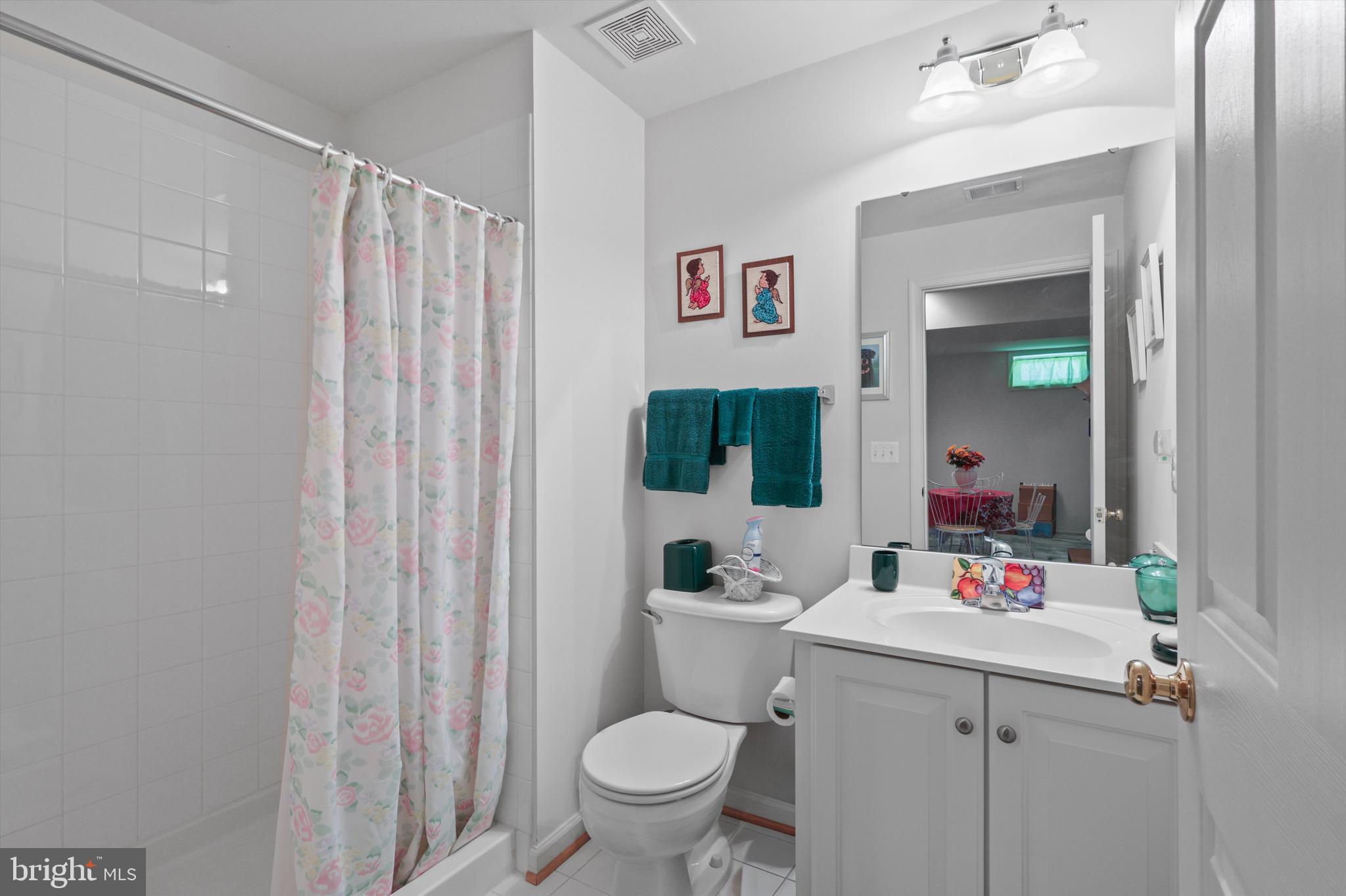 VIRGINIA HERITAGE AT LEE'S PARK - Residential