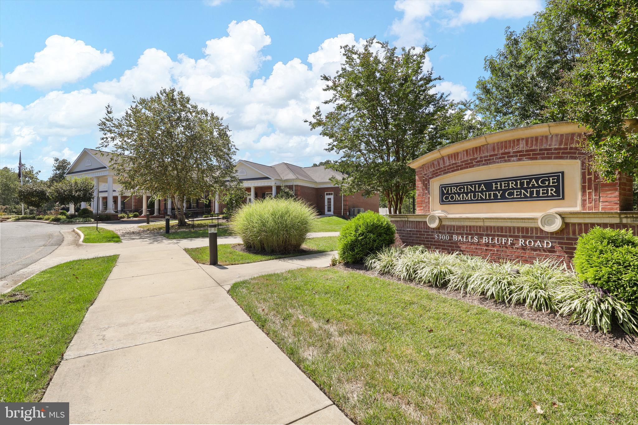 VIRGINIA HERITAGE AT LEE'S PARK - Residential