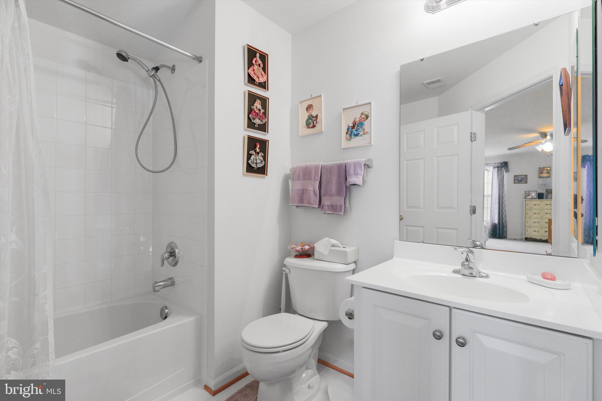 VIRGINIA HERITAGE AT LEE'S PARK - Residential