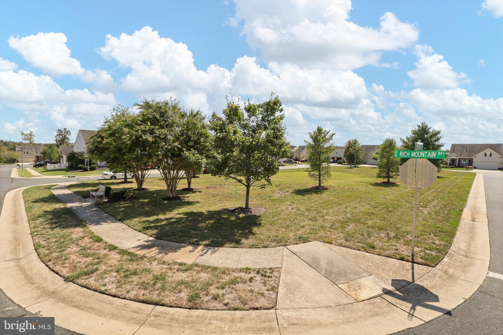 VIRGINIA HERITAGE AT LEE'S PARK - Residential