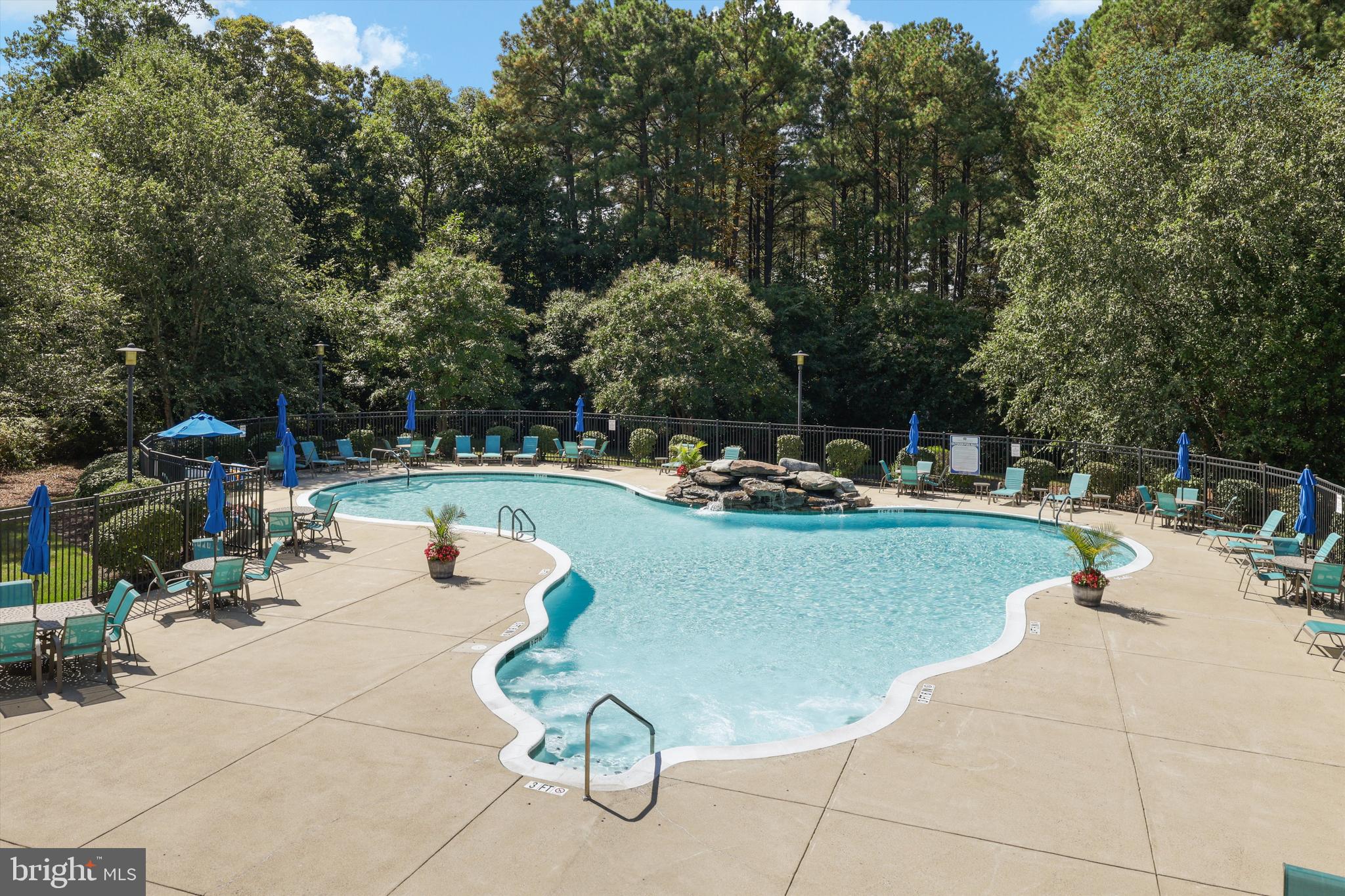 VIRGINIA HERITAGE AT LEE'S PARK - Residential