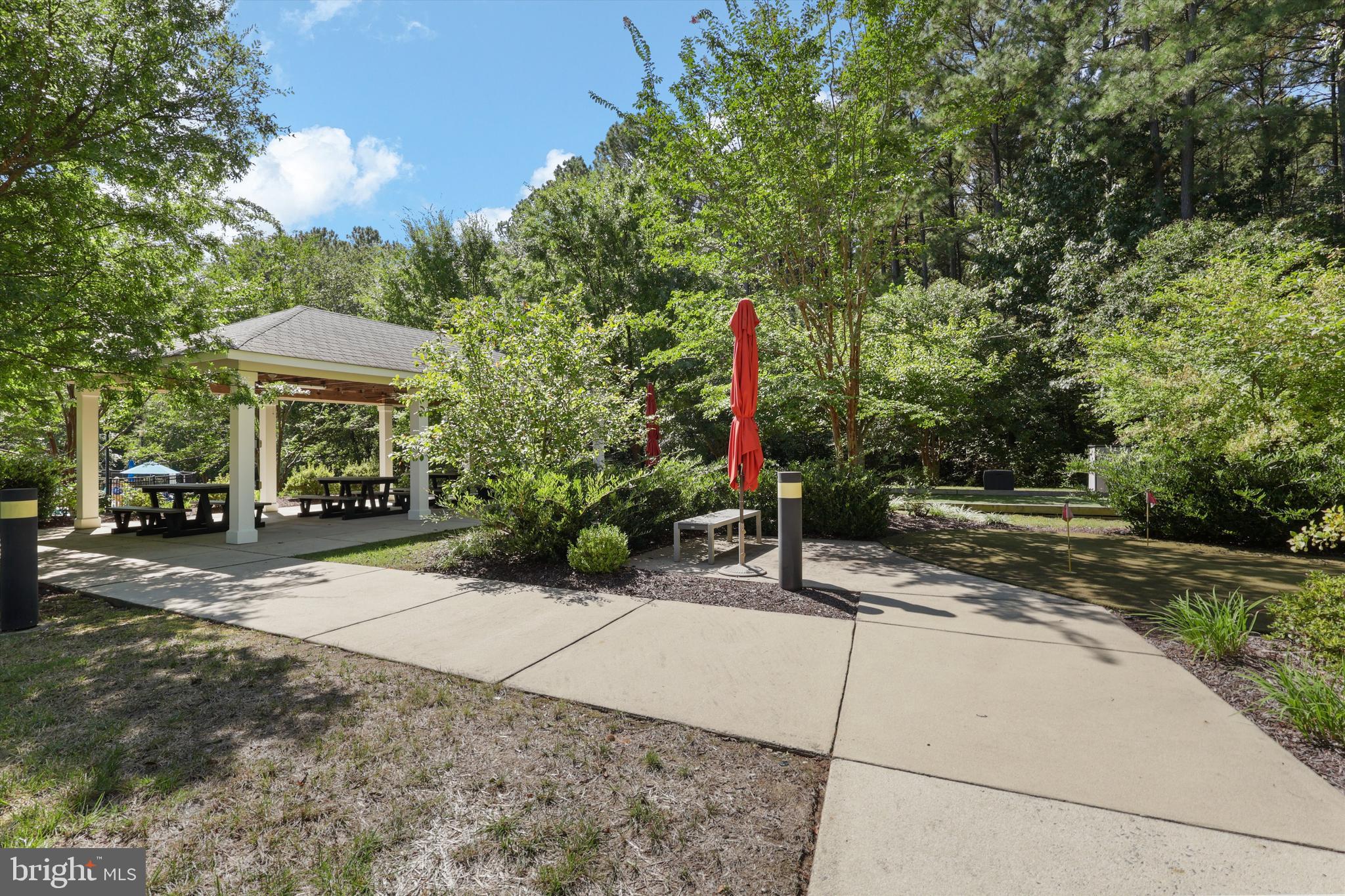 VIRGINIA HERITAGE AT LEE'S PARK - Residential