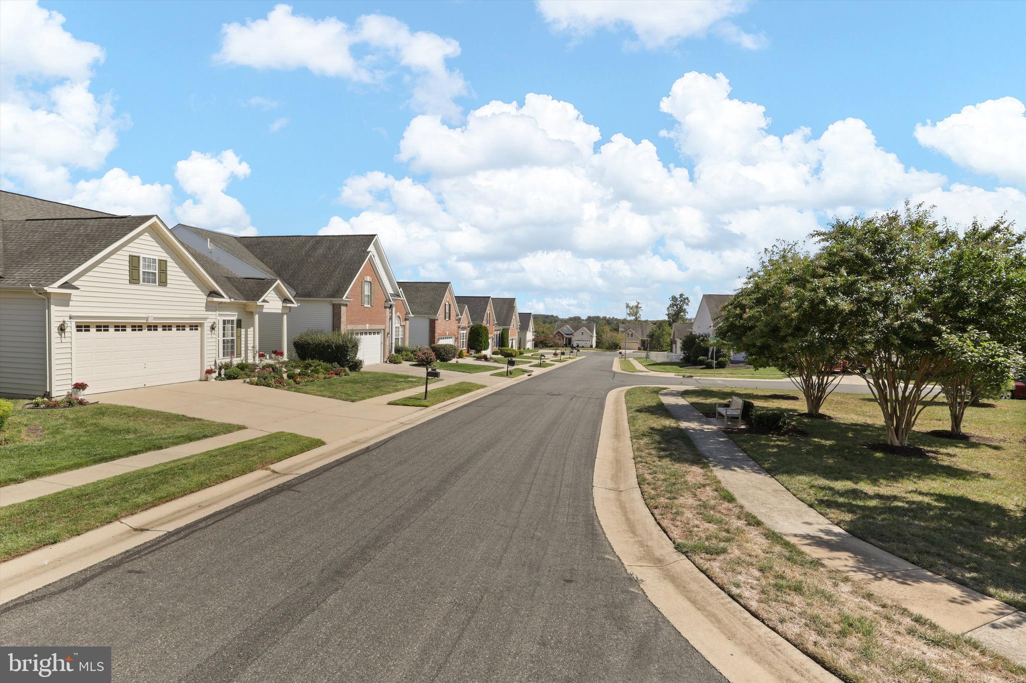 VIRGINIA HERITAGE AT LEE'S PARK - Residential