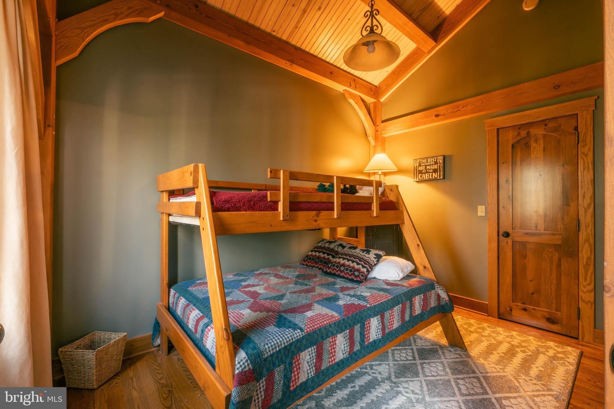 ROMAN NOSE SPA - Residential