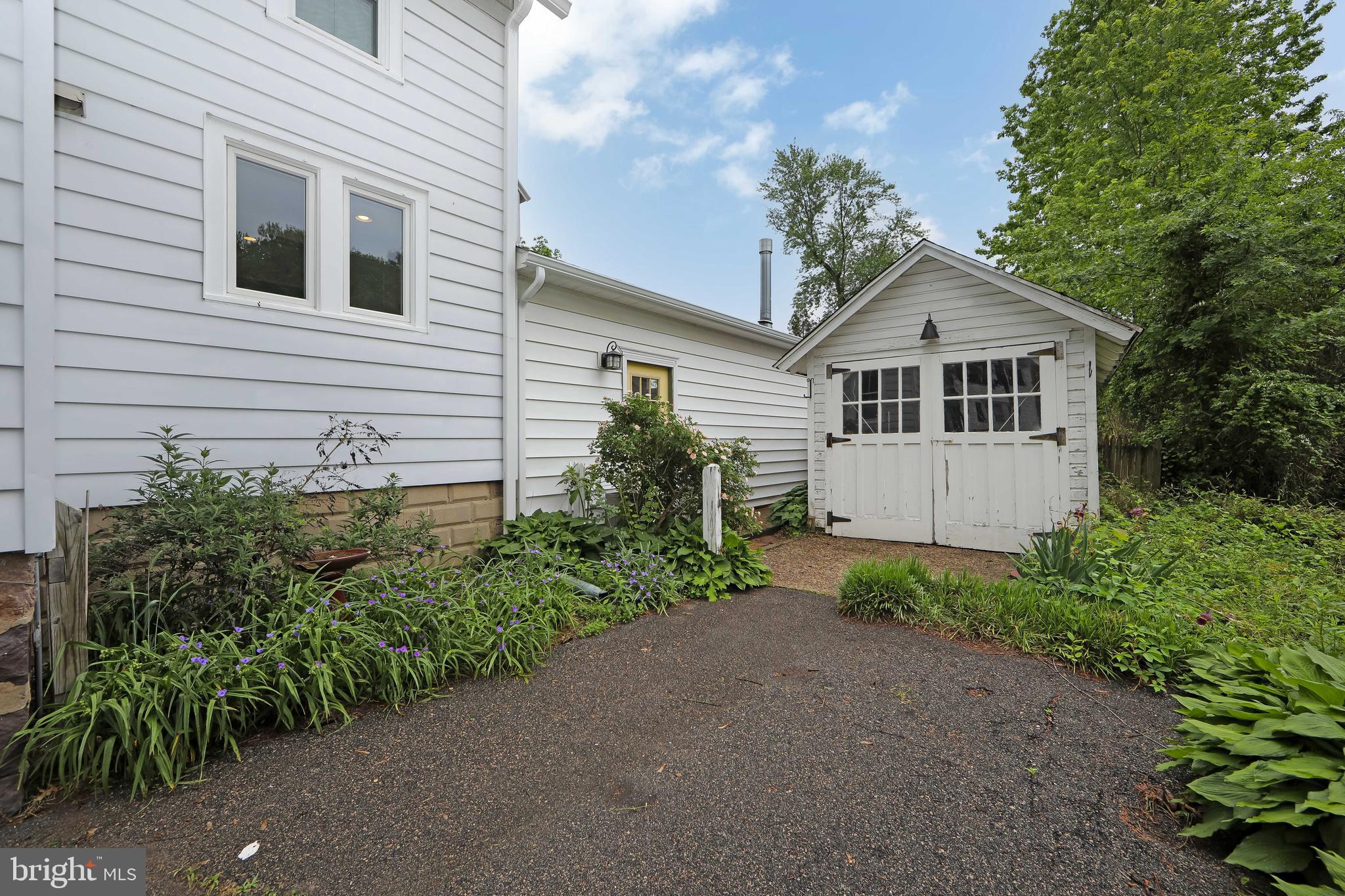 205 EMERSON STREET