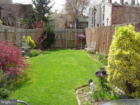 Townhouse For Sale - 109 W Barre Street<br/> Baltimore City County, BALTIMORE, MD 21201
