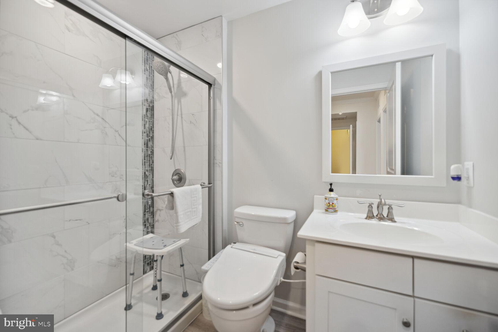 OAKDALE VILLAGE - Residential