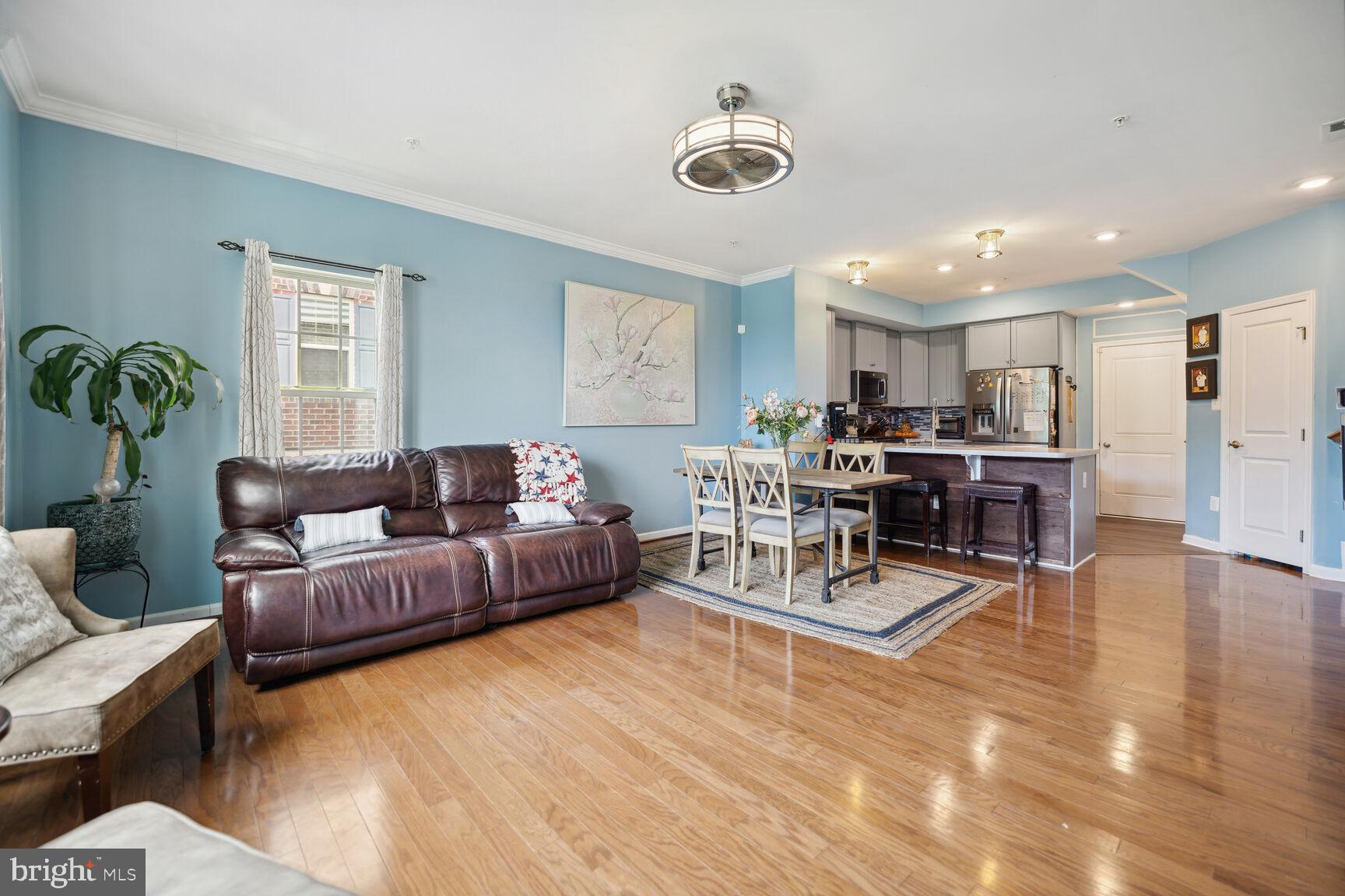 OAKDALE VILLAGE - Residential