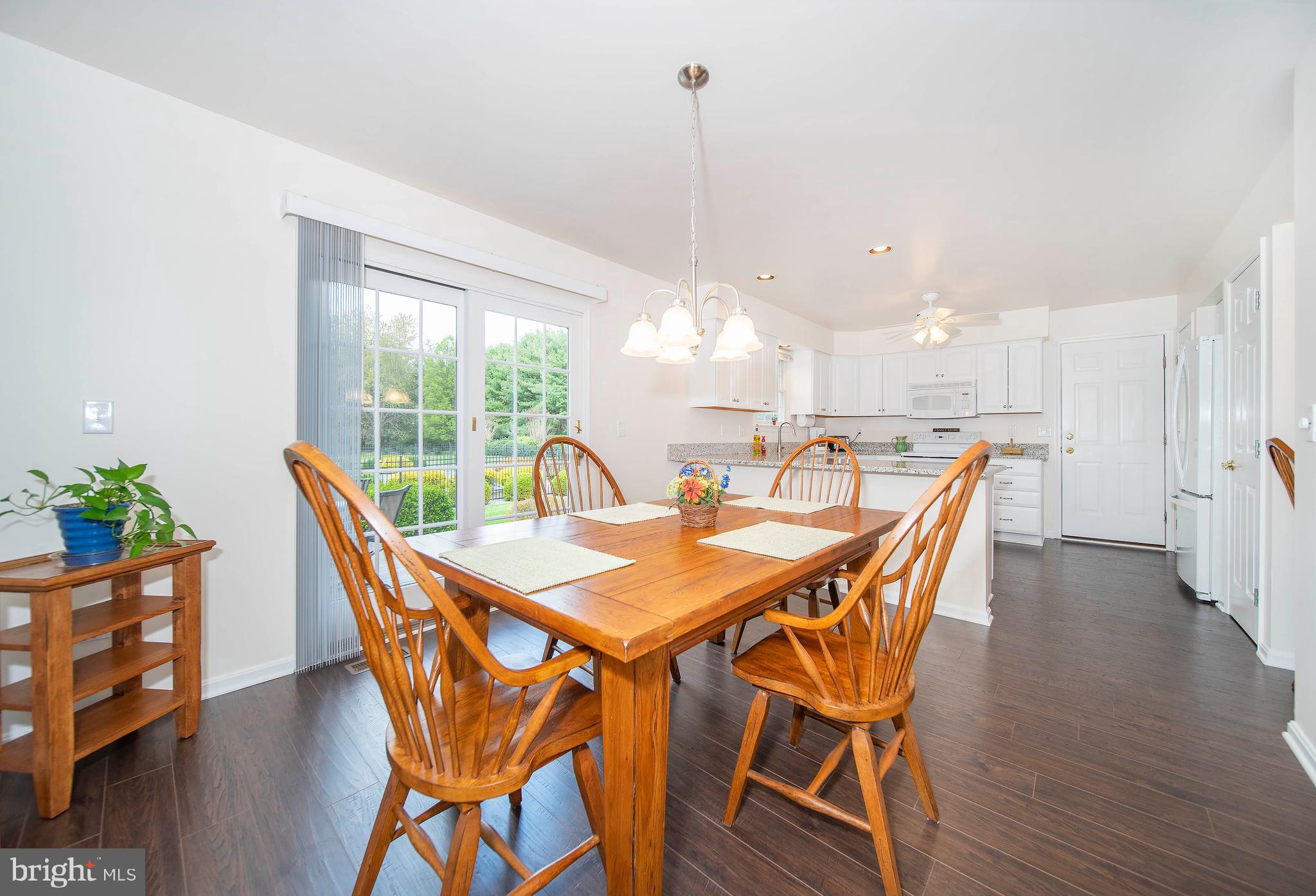 STRAWBERRY HILL - Residential