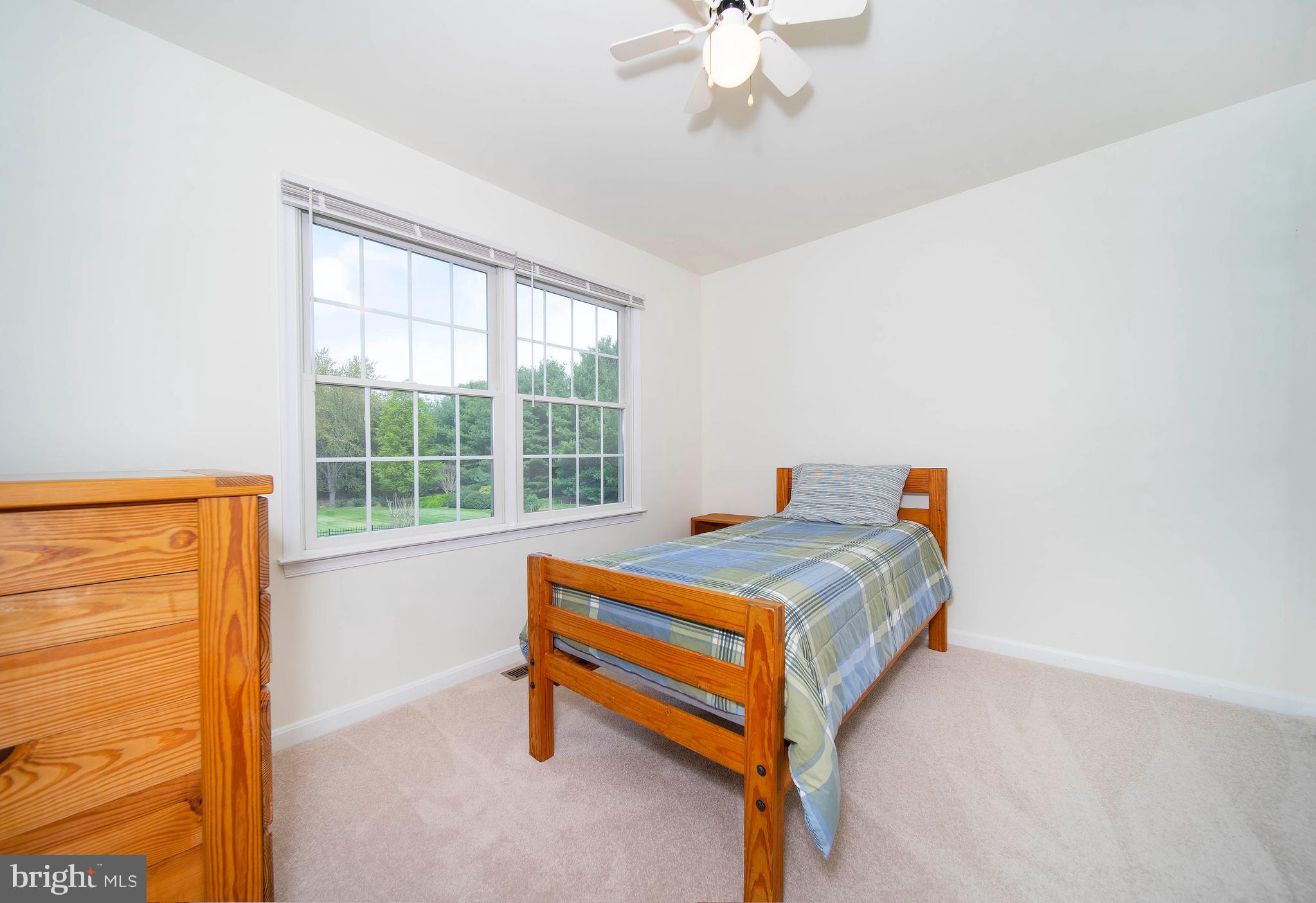 STRAWBERRY HILL - Residential