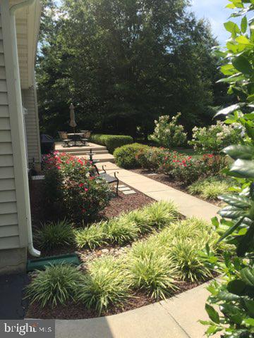 STRAWBERRY HILL - Residential