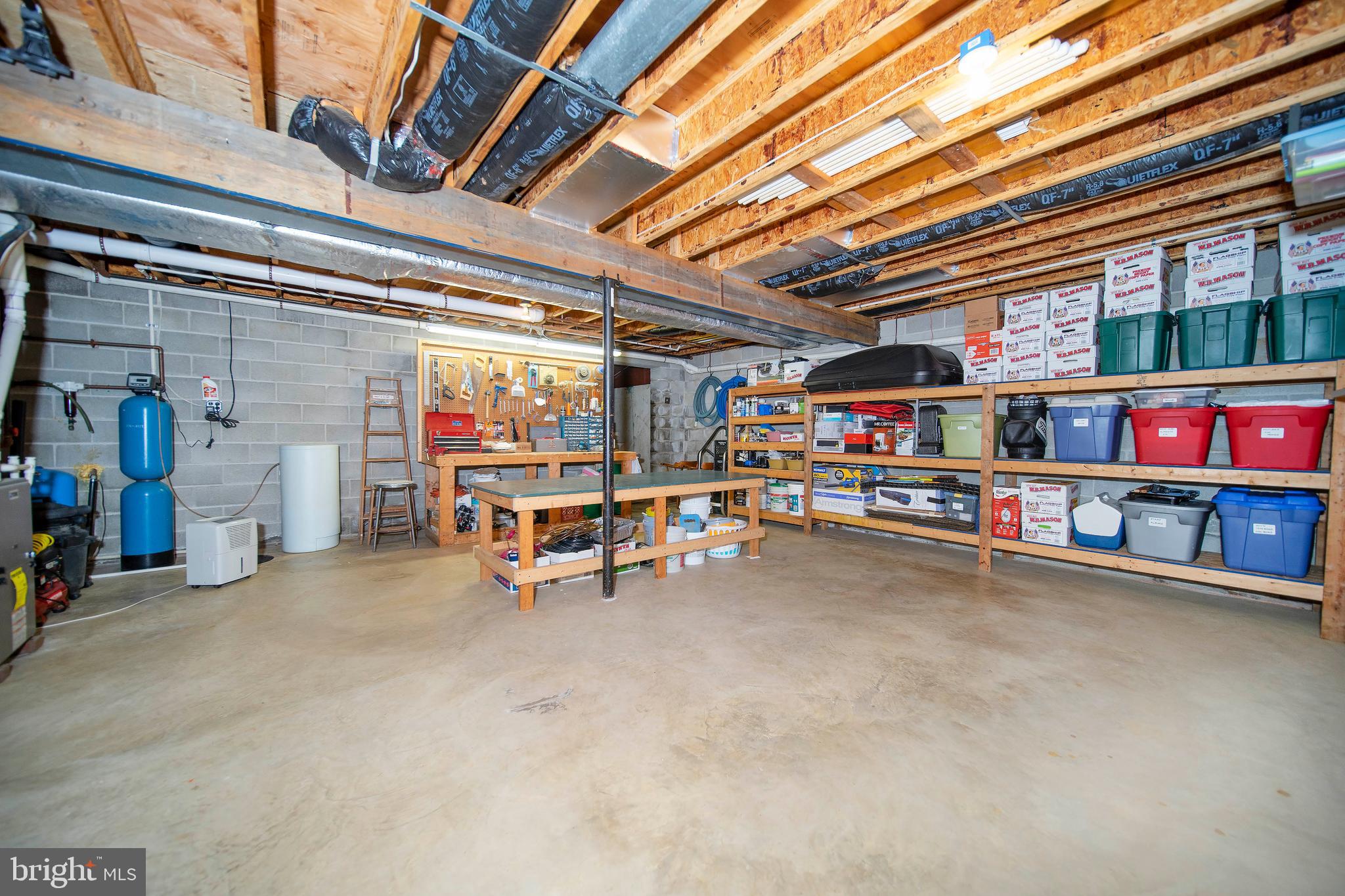 STRAWBERRY HILL - Residential