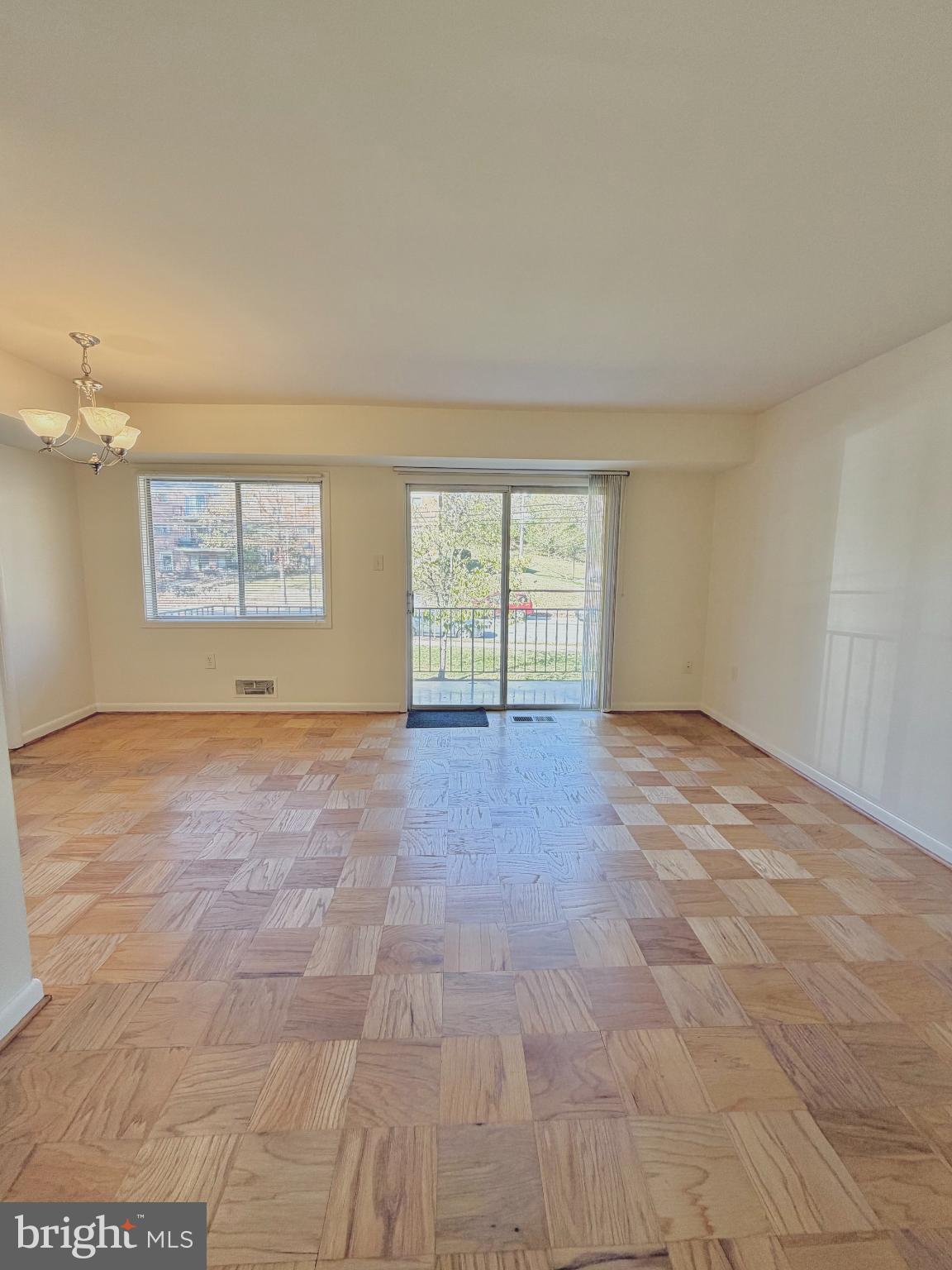 PARKSIDE CONDOMINIUMS - Residential Lease