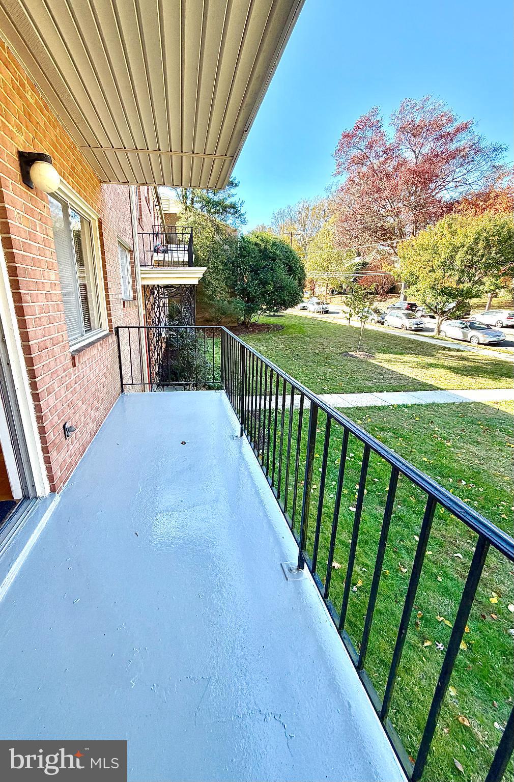 PARKSIDE CONDOMINIUMS - Residential Lease