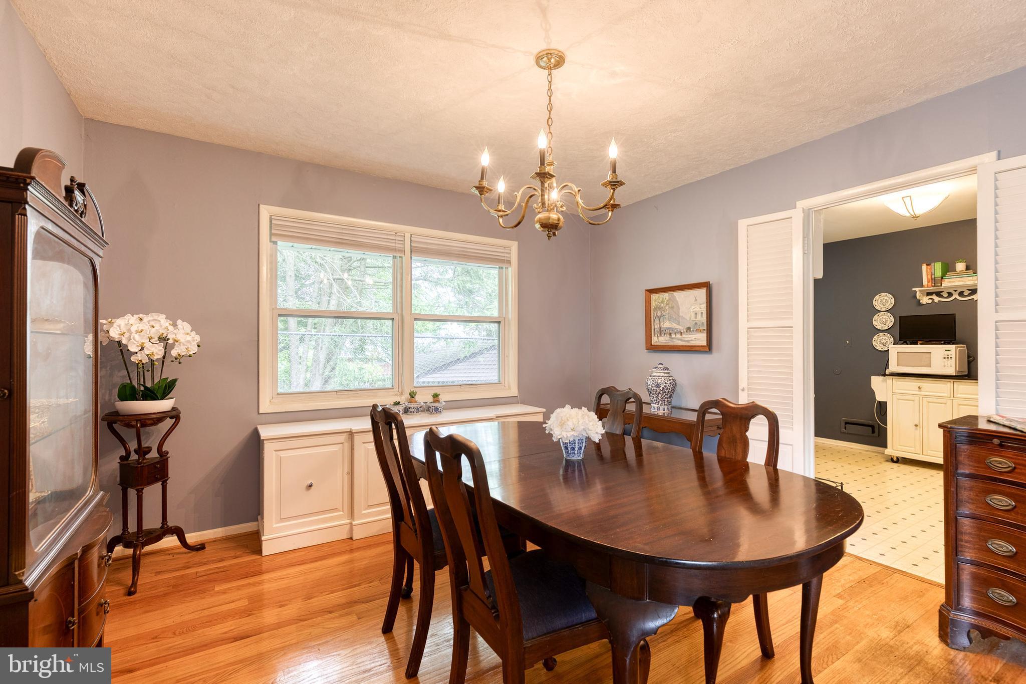 CHURCH HILL - Residential