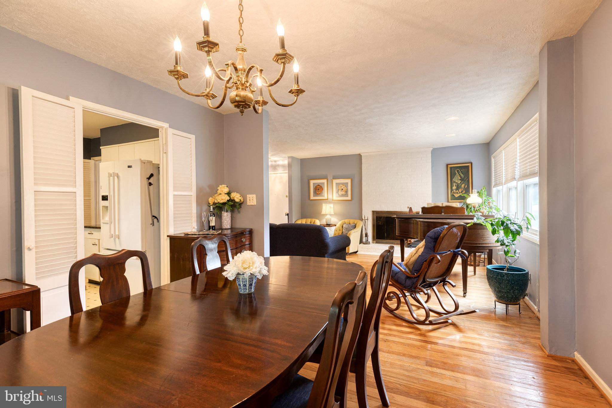 CHURCH HILL - Residential