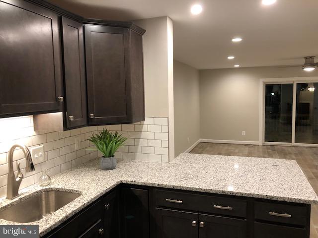 OAK HURST - Residential Lease