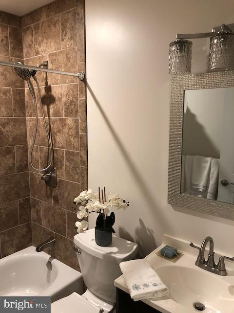 OAK HURST - Residential Lease