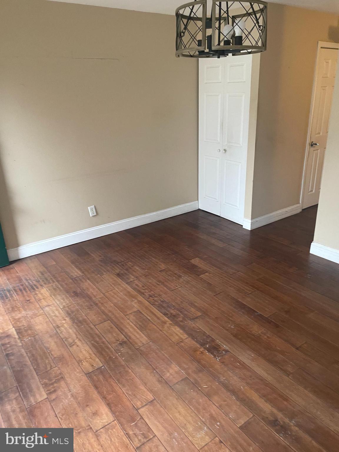 SUMMIT HOUSE - Residential