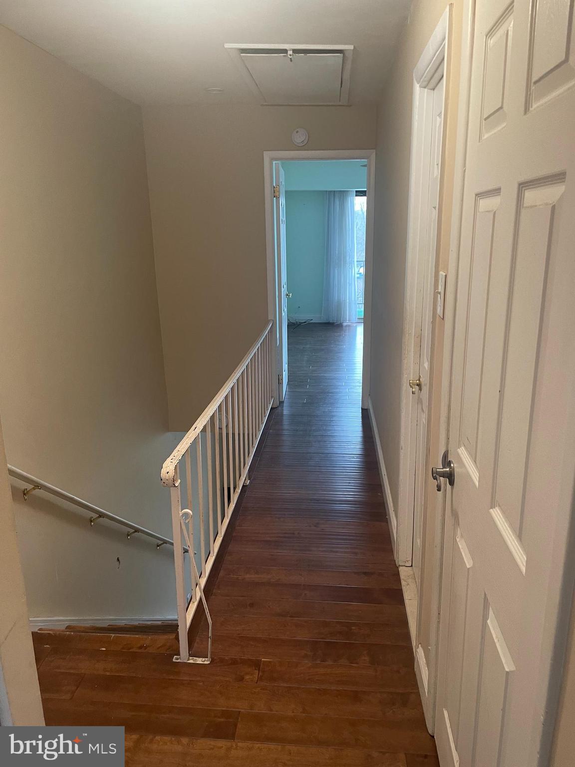 SUMMIT HOUSE - Residential