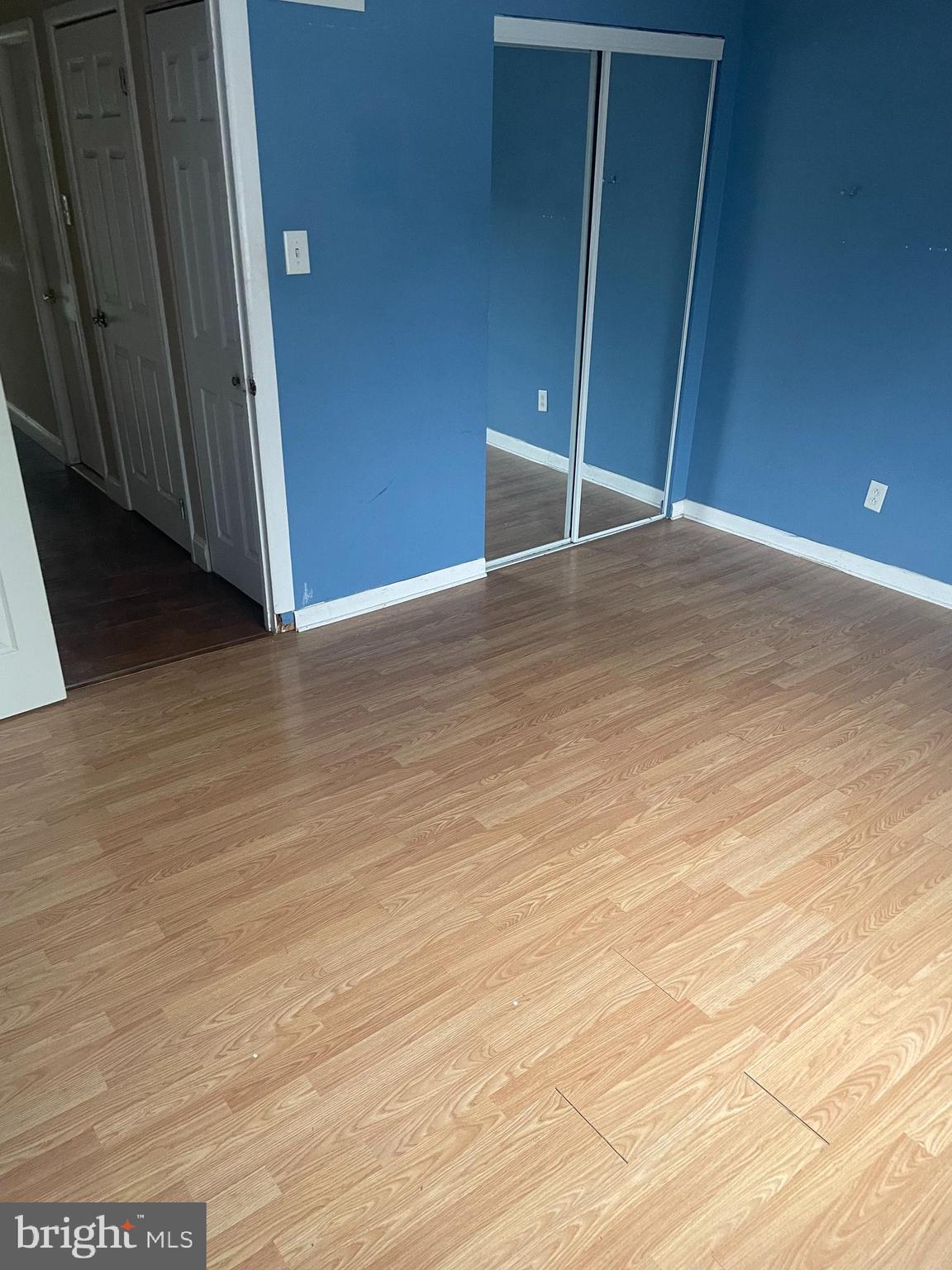 SUMMIT HOUSE - Residential