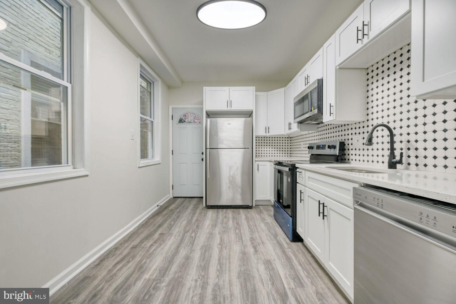 HIGHLANDTOWN - Residential