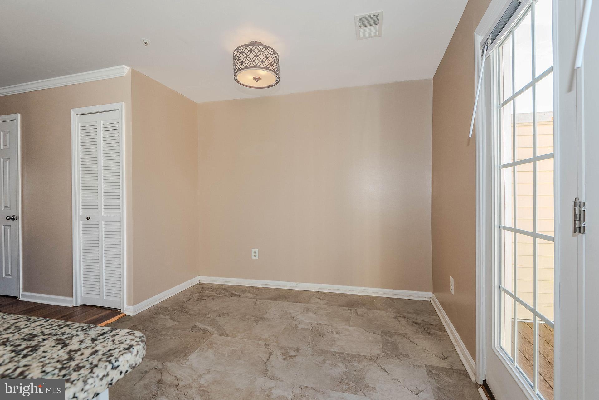 CEDAR GROVE AT CROFTON - Residential