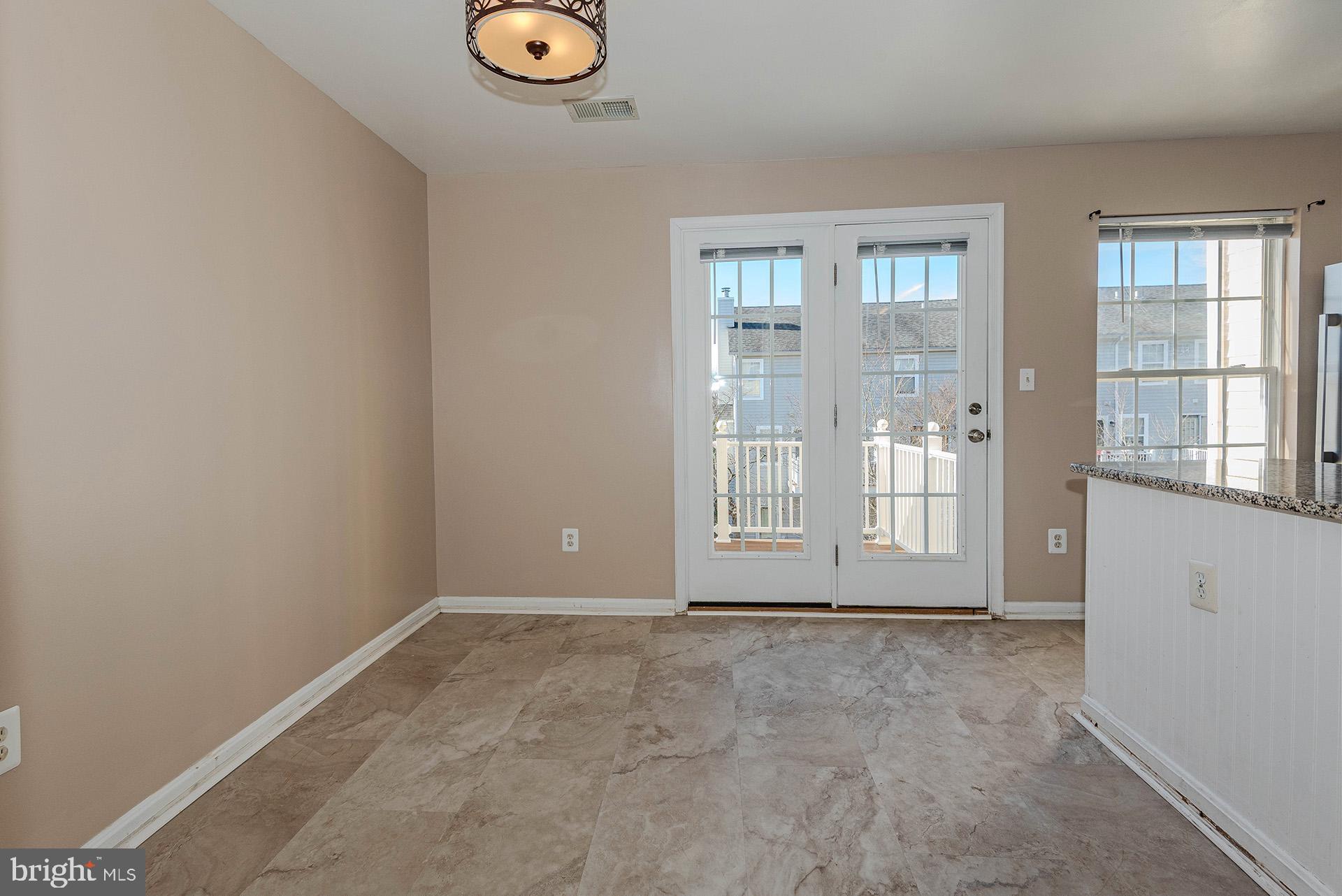 CEDAR GROVE AT CROFTON - Residential