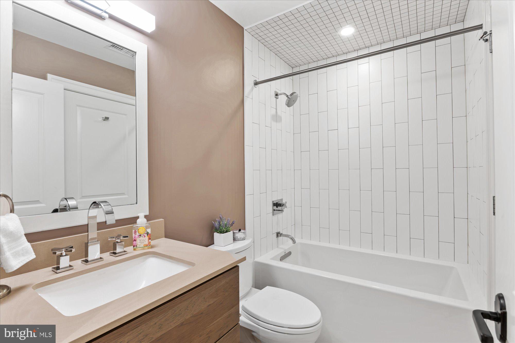 BURLEITH - Residential