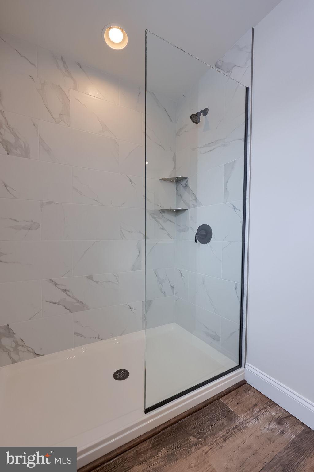 DONWOOD ESTATES - Residential