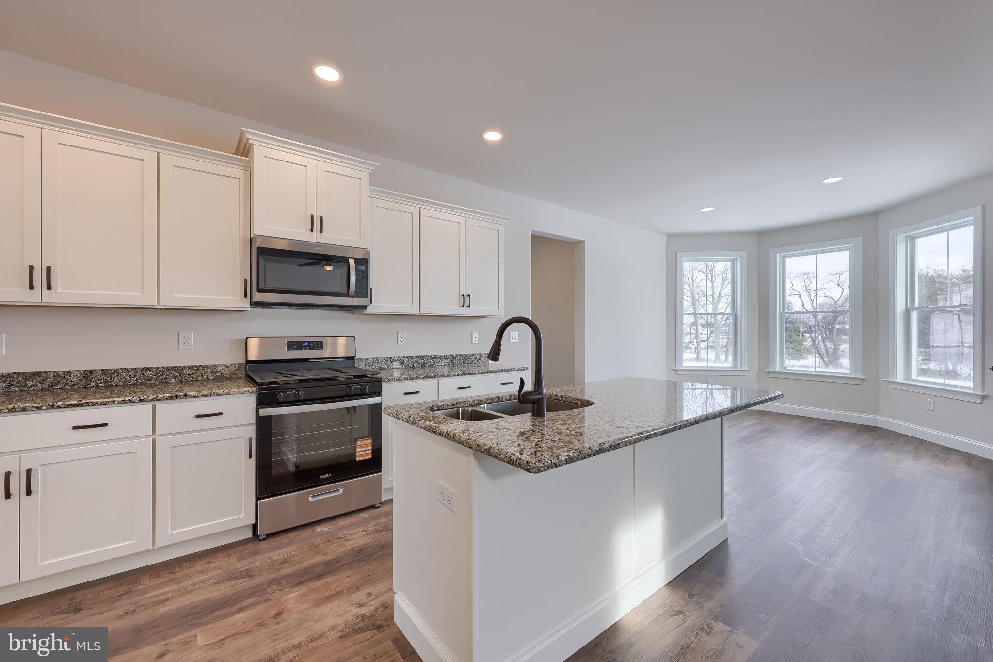 DONWOOD ESTATES - Residential